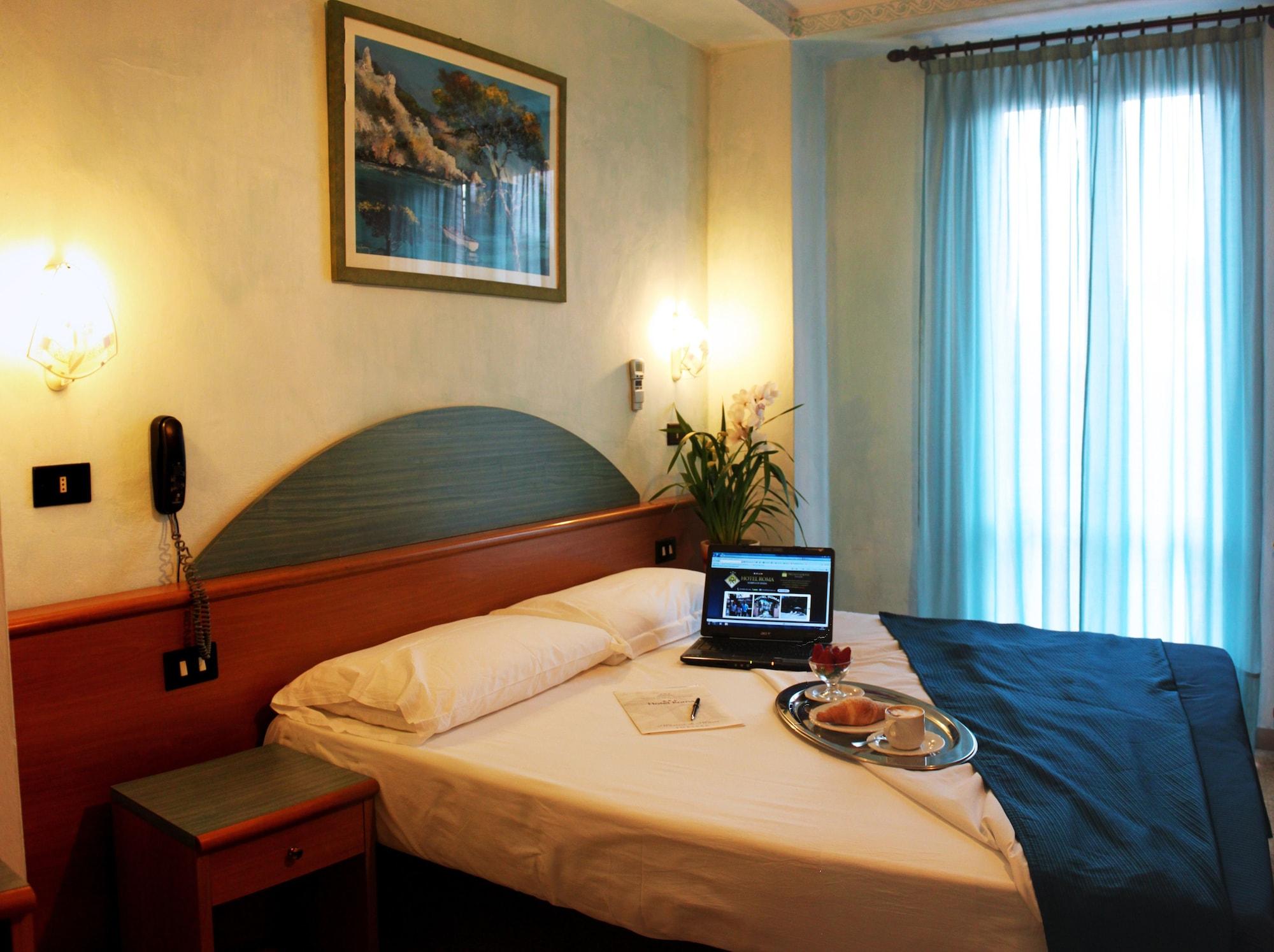 Hotel Roma Marina di Massa Buitenkant foto