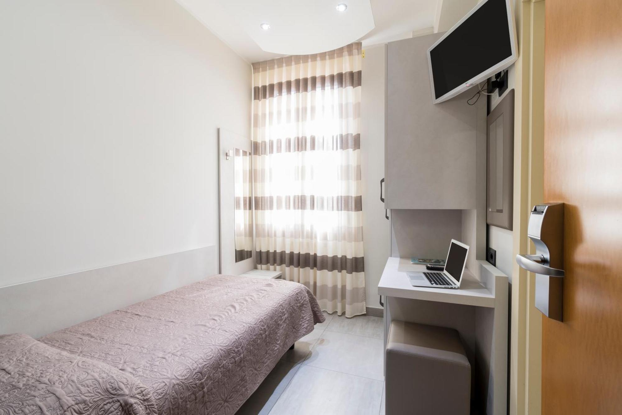 Hotel Roma Marina di Massa Buitenkant foto