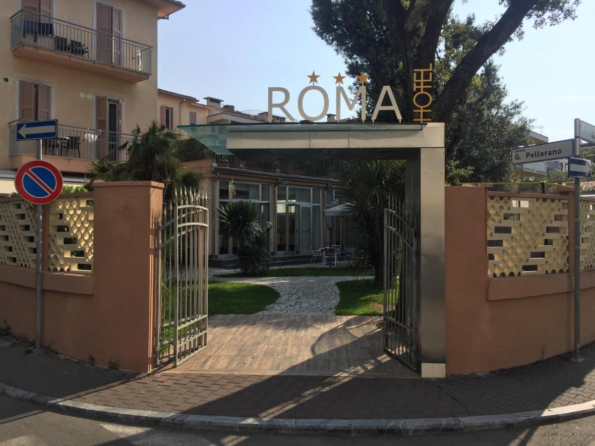 Hotel Roma Marina di Massa Buitenkant foto